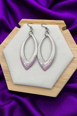 Lógós Fülbevalók Elegáns fehér