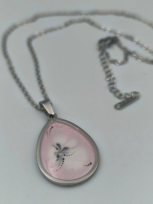 Nemesacél nyakláncok - Rózsa 2