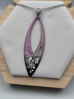 Nemesacél nyakláncok - Lila kagyló