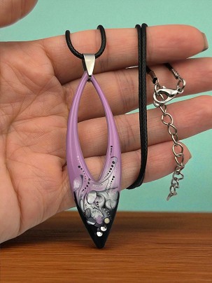 Waxed necklaces - Purple shell