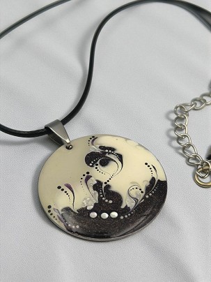 Nemesacél nyakláncok - Bronz gyöngyház