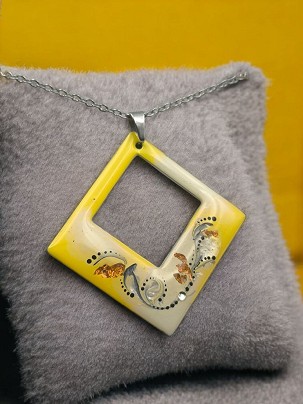 Nemesacél nyakláncok - Sárga bronz