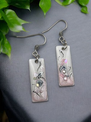 Lógós fülbevalók Rózsaszín kagylós