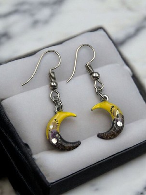 Lógós fülbevalók Apró broz hold